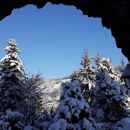 Cozy Apartment In Ore Mountains With Balcony ไบรเทนบรุนน์ ภายนอก รูปภาพ