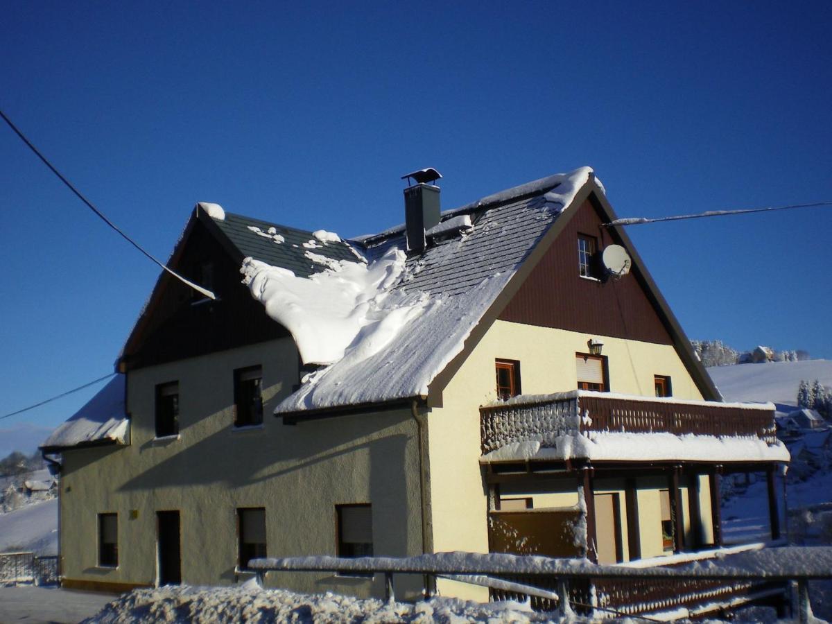 Cozy Apartment In Ore Mountains With Balcony ไบรเทนบรุนน์ ภายนอก รูปภาพ