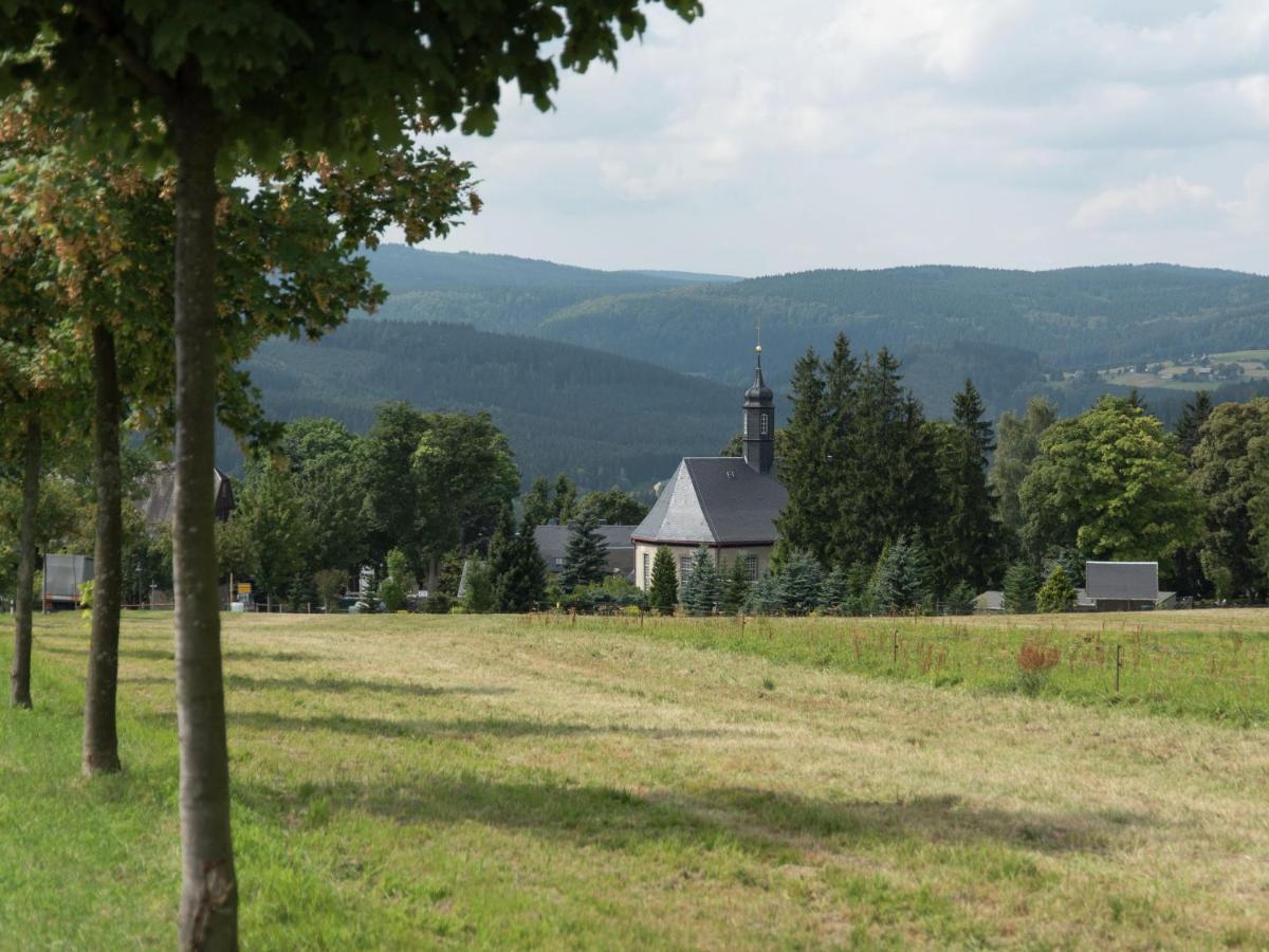 Cozy Apartment In Ore Mountains With Balcony ไบรเทนบรุนน์ ภายนอก รูปภาพ