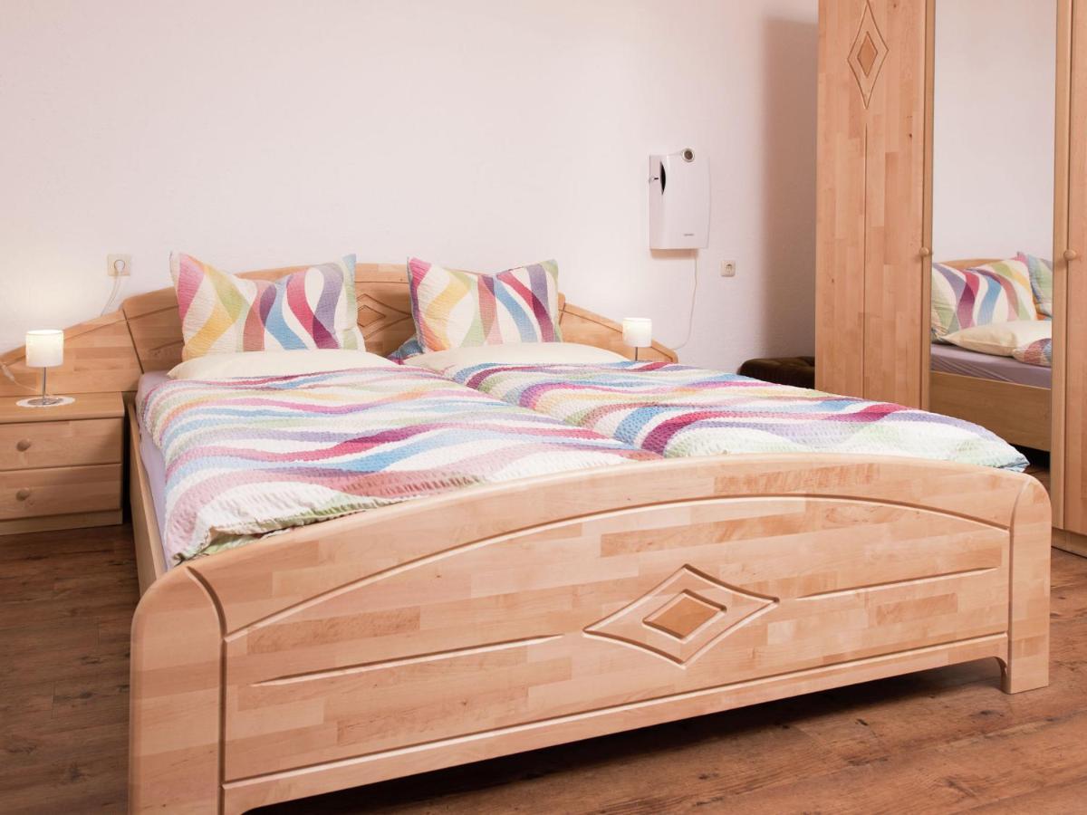 Cozy Apartment In Ore Mountains With Balcony ไบรเทนบรุนน์ ภายนอก รูปภาพ