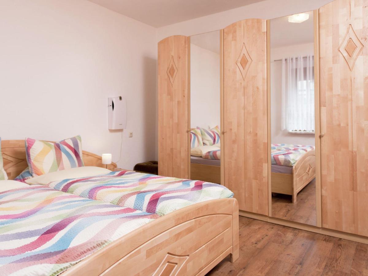Cozy Apartment In Ore Mountains With Balcony ไบรเทนบรุนน์ ภายนอก รูปภาพ