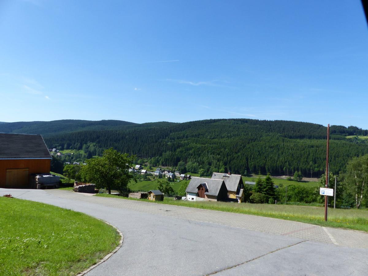 Cozy Apartment In Ore Mountains With Balcony ไบรเทนบรุนน์ ภายนอก รูปภาพ
